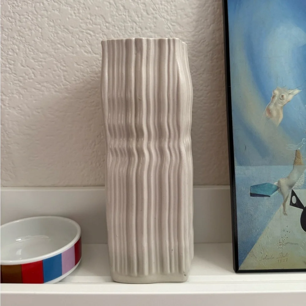 Pier 1 Cream Ribbed Ceramic Vase
